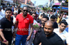 Chris Gayle in Mangaluru; Fans throng Balmatta